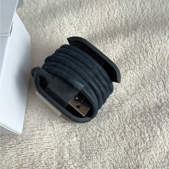 NIB Fitbit Versa 2 Charging Cord - Picture 2 of 2